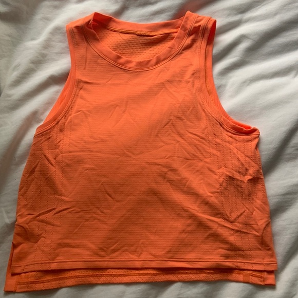 lululemon athletica Tops - Train to be tank top